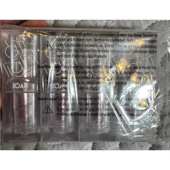 Joah NWT By Kiss Air Light Satin Lipstick Pack Of 4 - Picture 5 of 6